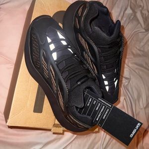 Yeezy Boost 700 v3